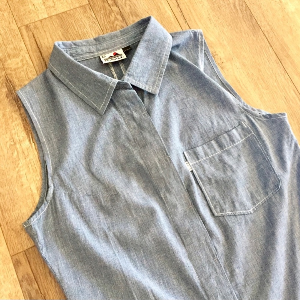 Kavu Sleeveless Chambray Button Down Shirt
